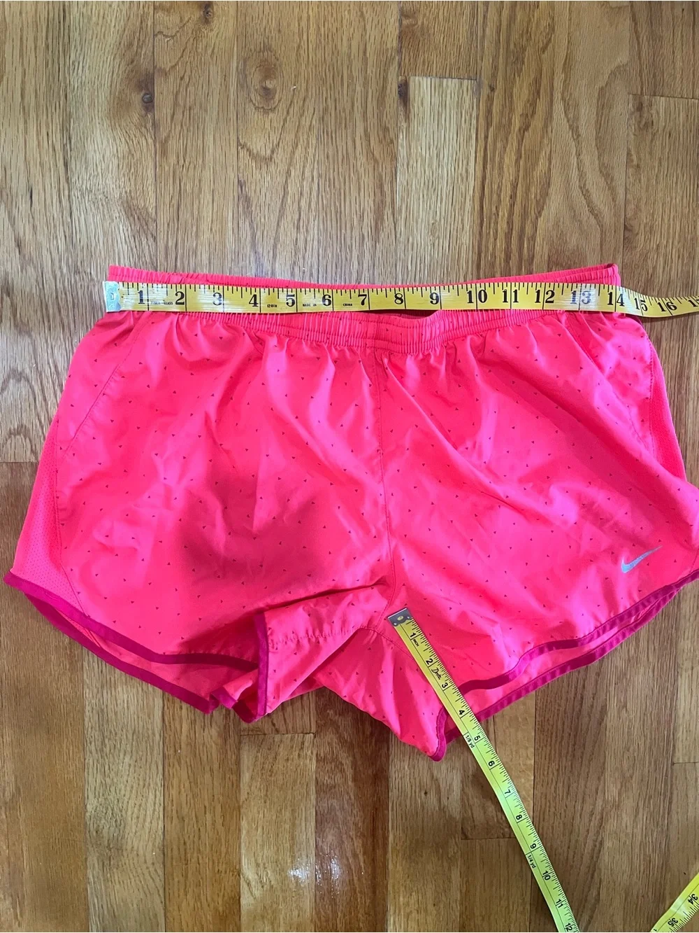 Nike Women's Dri-Fit Neon Coral Orange Triangle Print Athletic Running Shorts M